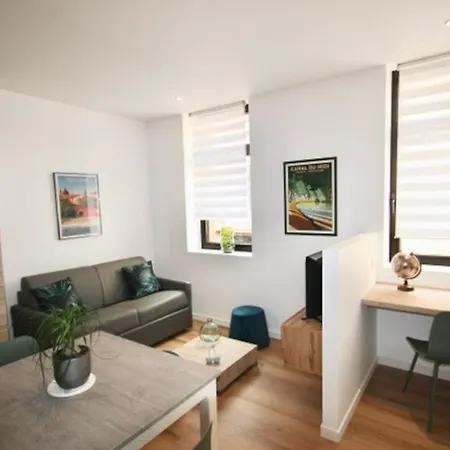 Au Gout Du Jour T2 Climatise Apartamento